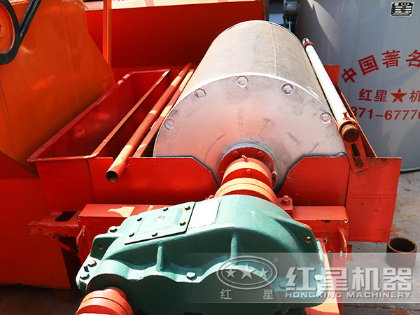 濕式磁選機(jī)更換潤滑油